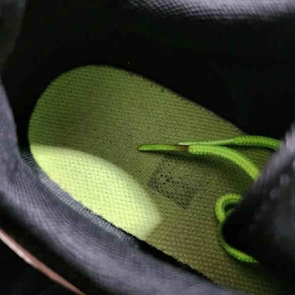 Nike Roshe One Sz 6.5 Youth=7.5Womens 009378 Black White Green Running Sneakers - Picture 8 of 8